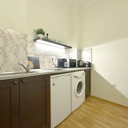 Aurora Abode - Center 1 Bdr Fast Wi-fi Apartment Sofia